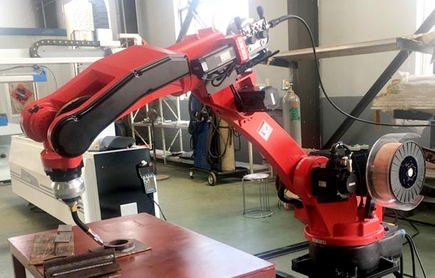 只要正确设置了焊接机器人的参数，焊接机器人就可以完成任务